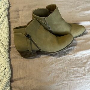 UNIONBAY Olive Ankle Booties